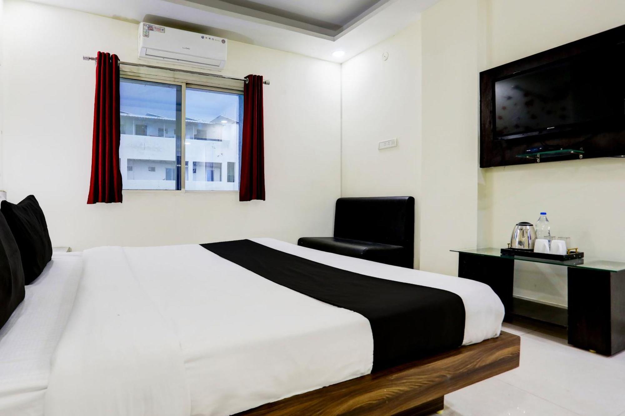 Super Townhouse Hoshangabad Road Near Aashima Mall Samarda Kaliāsot Exterior foto
