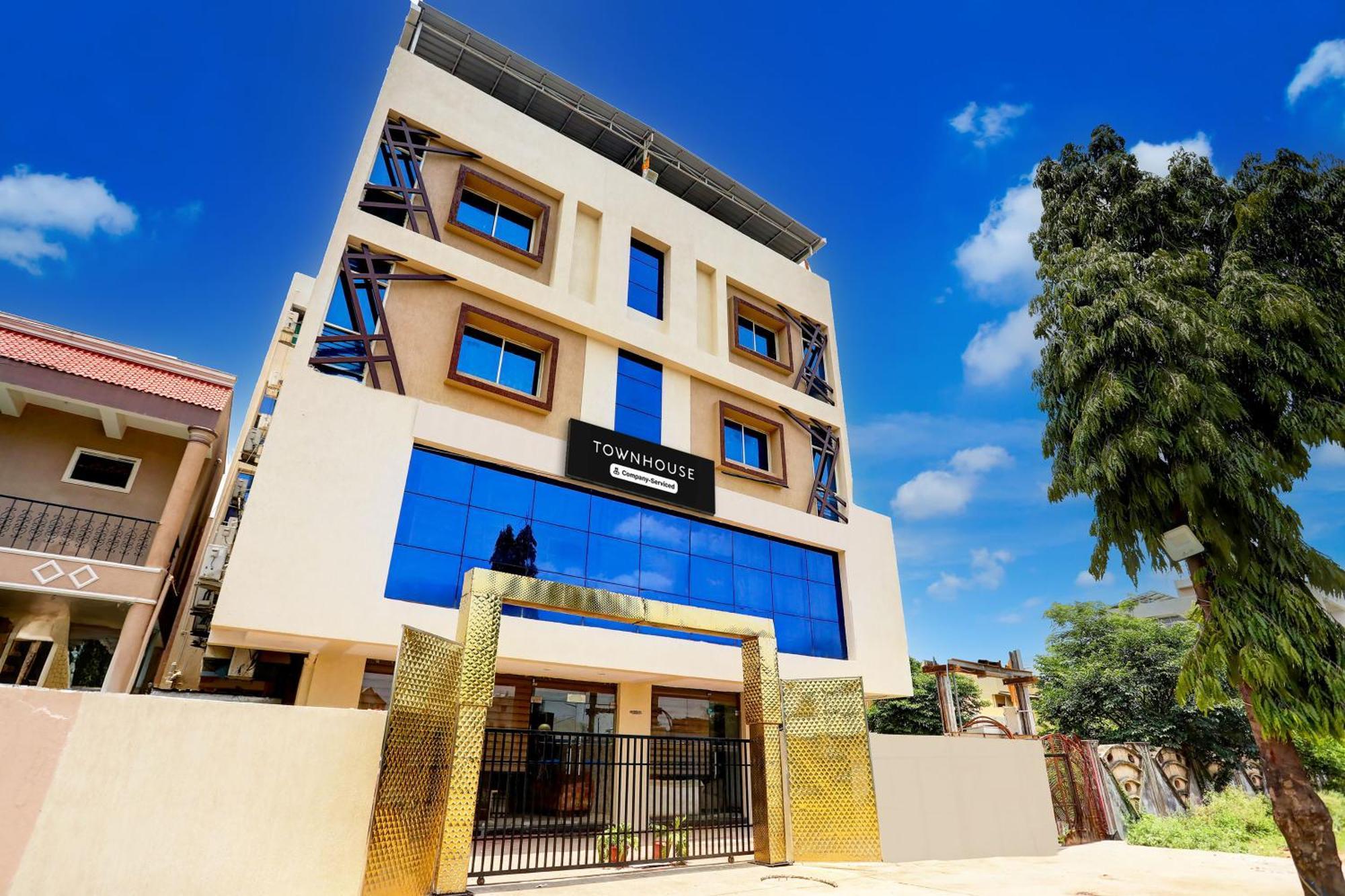 Super Townhouse Hoshangabad Road Near Aashima Mall Samarda Kaliāsot Exterior foto